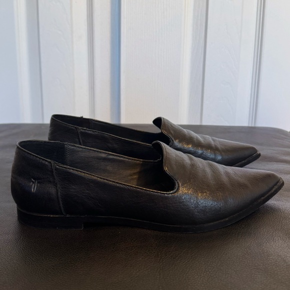 Frye Kenzie Venetian Flats 7.5 M - Picture 4 of 9